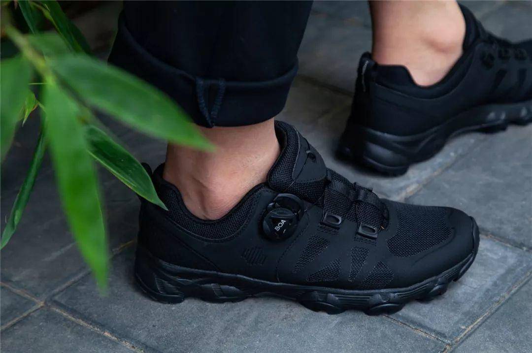脉冲机能巡逻鞋多少钱,轻便抓地力强的球鞋