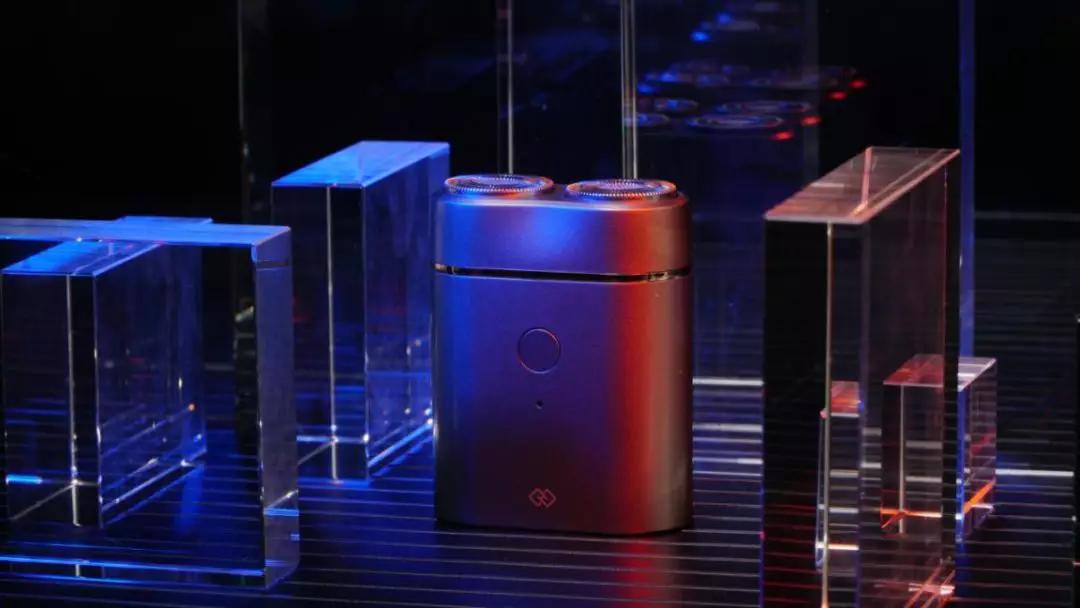 削铁如泥剃须刀,巴掌大的剃须刀你用过吗