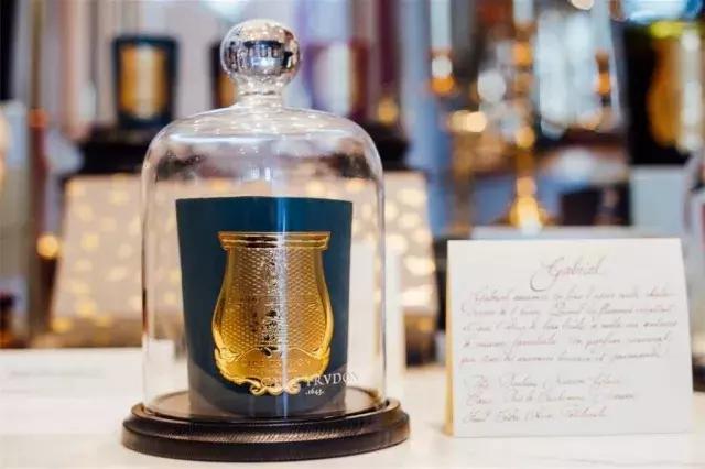 时髦精の恋物癖：易拉罐香水、玳瑁牙刷、“爱马仕”香氛...