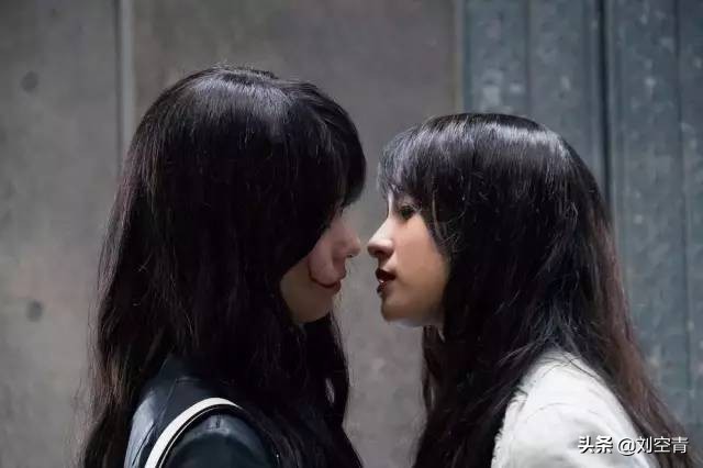 讲述换脸的电视剧,电影解说女人整容时的场景