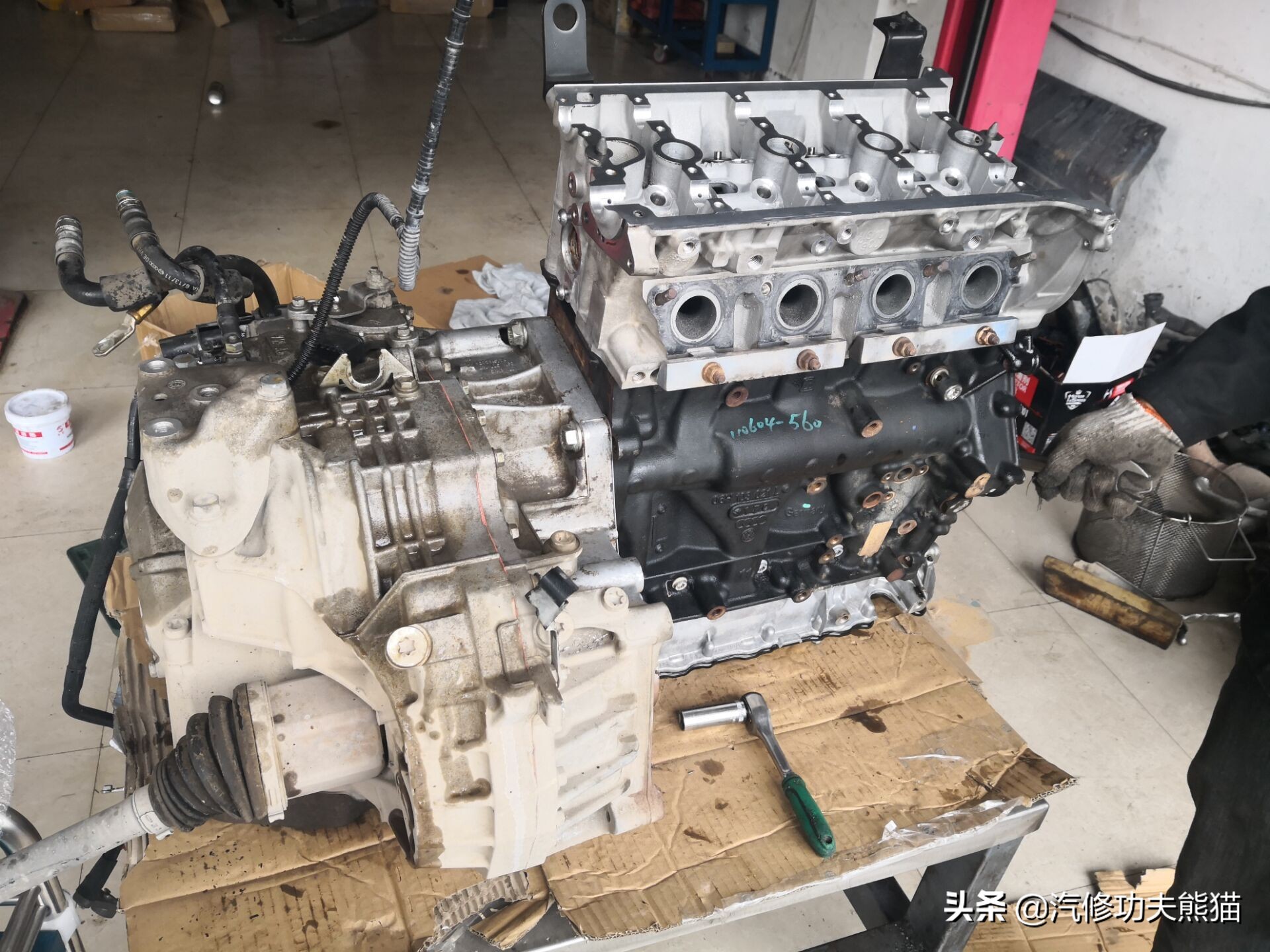 途观1.8t发动机烧机油维修多少钱,途观1.8t烧机油彻底解决