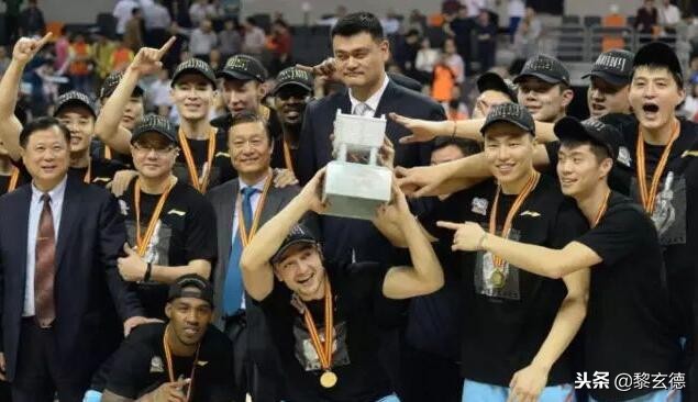 西热力江回到新疆,西热力江回家视频