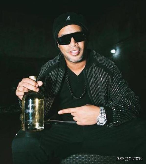 小罗近期照片,小罗现状