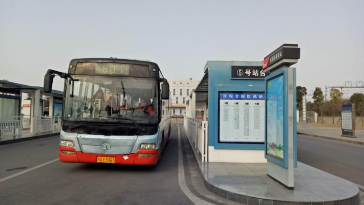 我们看到的成都,成都国际铁路港的优势和不足