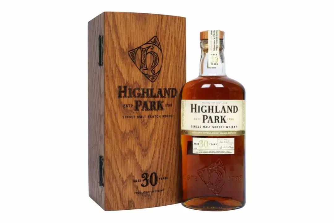 值得一喝的威士忌每一款都是经典,一生必喝且喝得起的101款威士忌