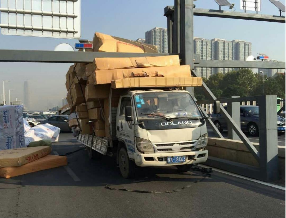 重型货车国六通告,重汽国六车新车限速90