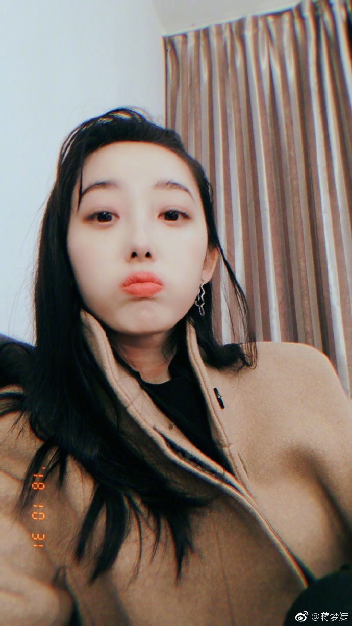 蒋梦婕皮肤护理,蒋梦婕同款粉底液