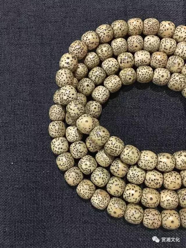文玩珠串盘玩效果,文玩手串圆珠怎么加配饰