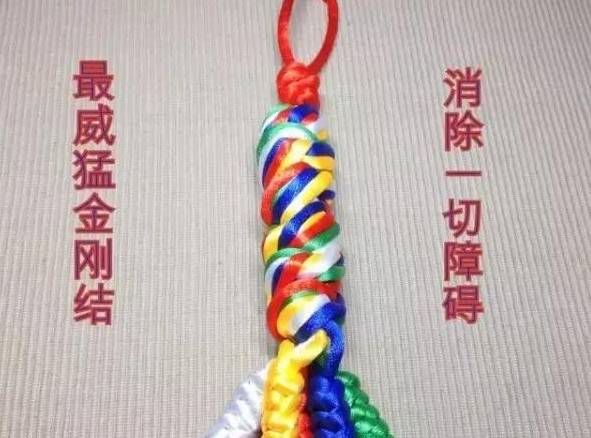 阴历7月戴什么辟邪,晚上出门回来得晚戴什么辟邪