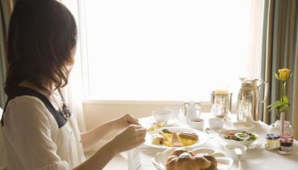 如何让一个怎么吃都不胖的人变胖,为什么有的人怎么吃都不胖非常瘦