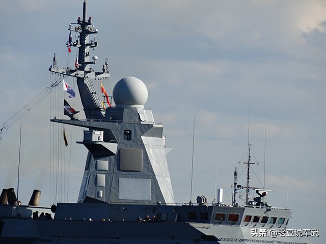 俄罗斯海军20385型护卫舰,20385型护卫舰可以携带多少枚导弹