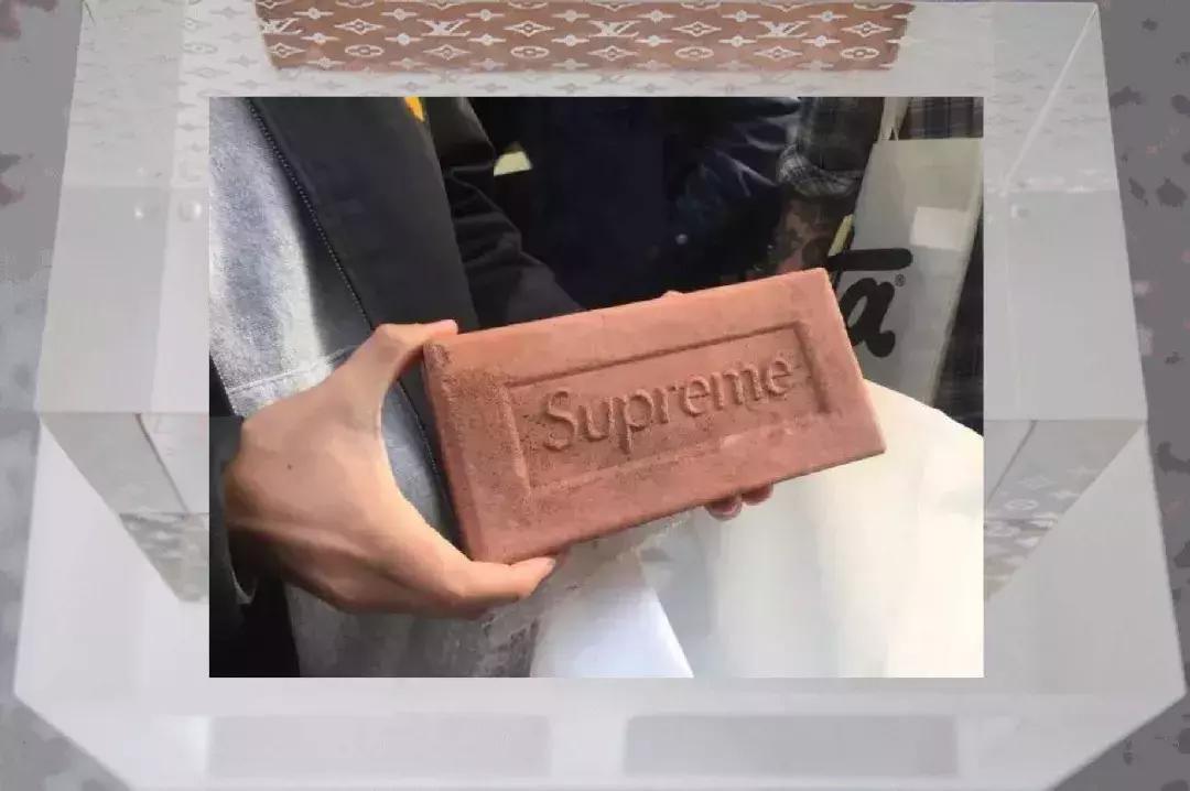 lv装尸袋多少钱,prada最吓人的装尸袋