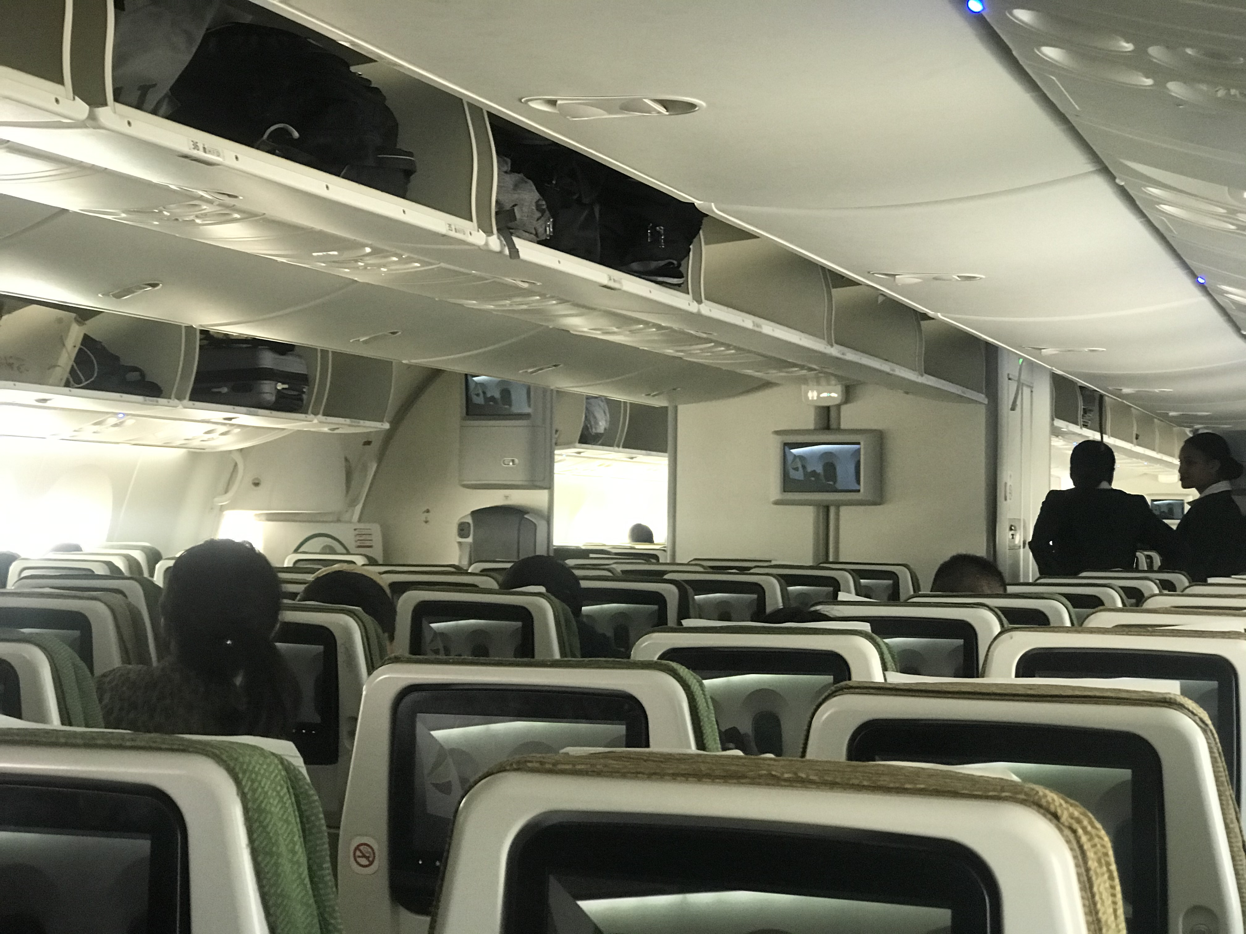 还有一个月就可以回国了，心里非常开心，简单回忆下来的那天