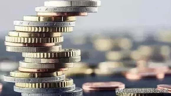 赵薇割韭菜视频,赵薇割韭菜事件算违法吗