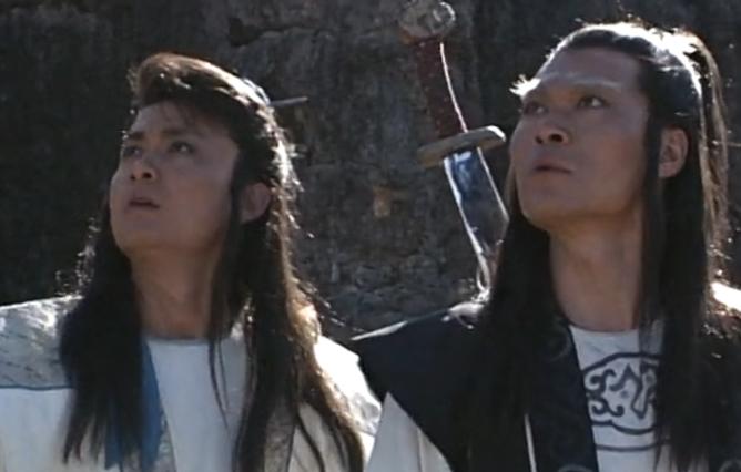 评书白眉大侠前后矛盾的地方,白眉大侠评书和小说不一样