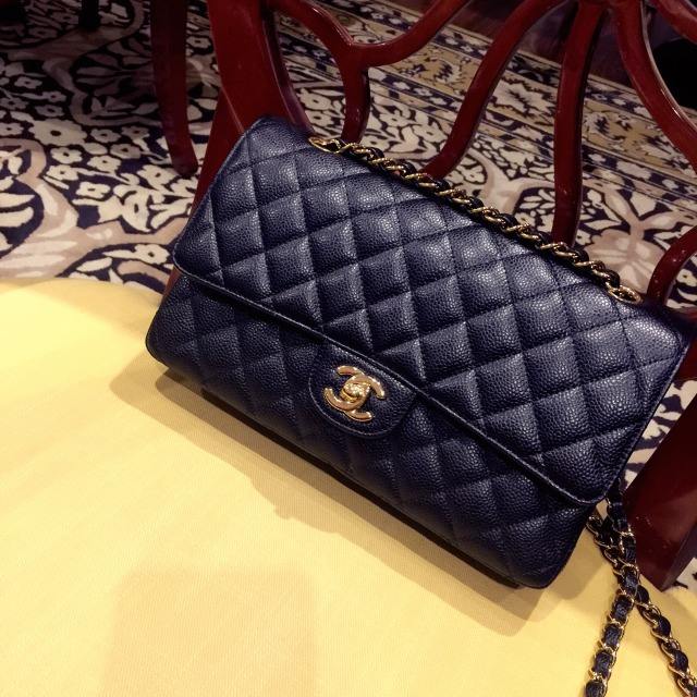 濂冲瓙鍦ㄧ綉涓婁拱4涓囬濂堝効,鎿︿寒鍙岀溂濂冲