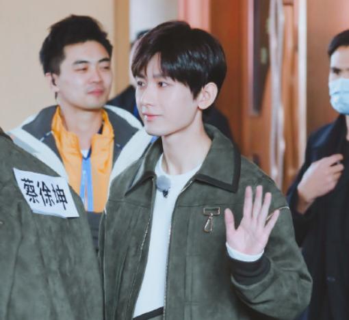 成毅蔡徐坤参加跑男是哪一期,为什么成毅和蔡徐坤长得很像