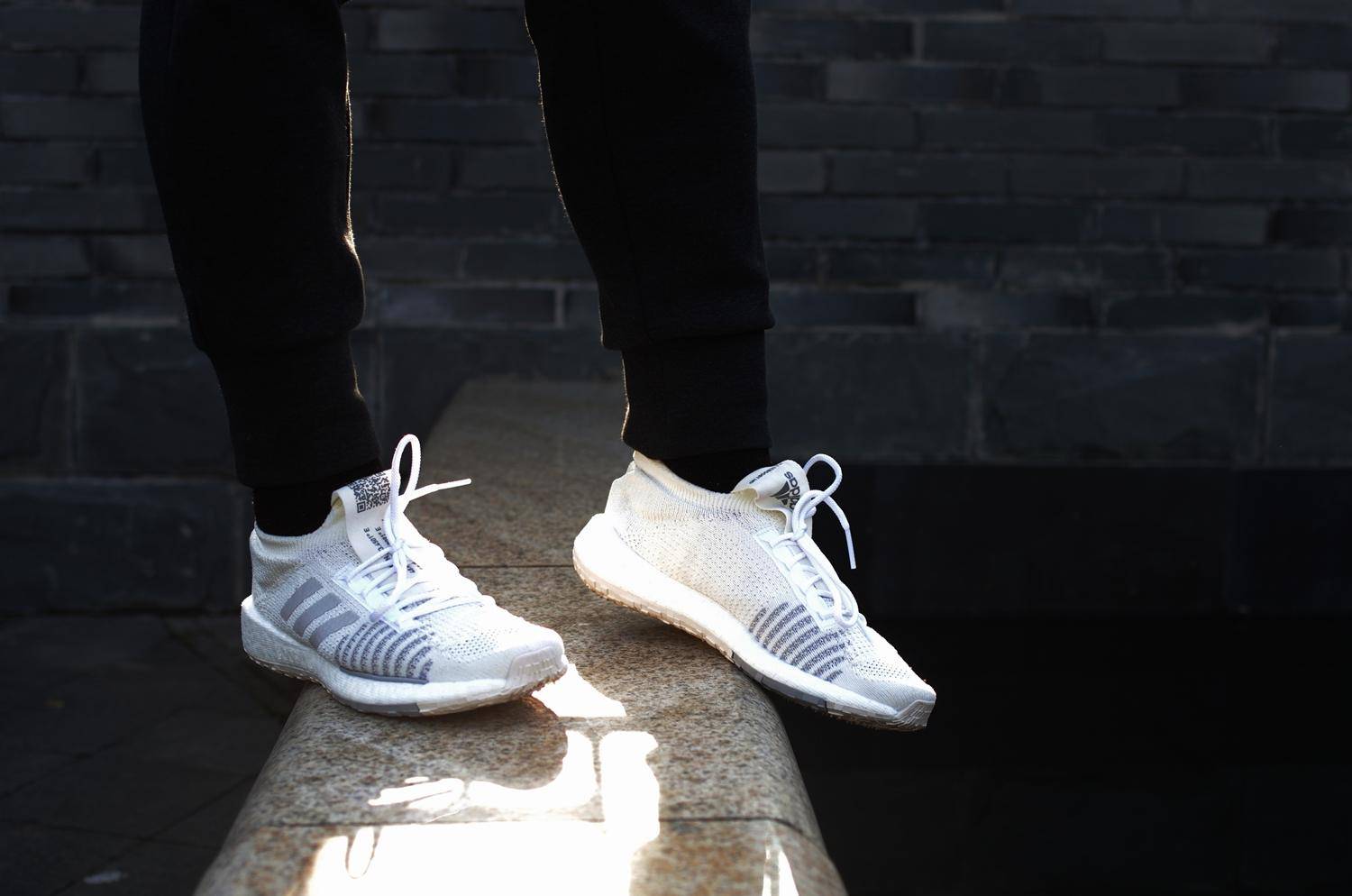 阿迪达斯boost有什么系列,阿迪达斯boosthd跑鞋