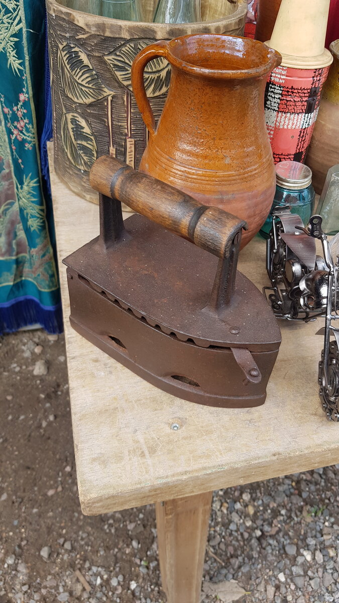 六十年代俄罗斯的跳蚤市场,一元左右的跳蚤市场