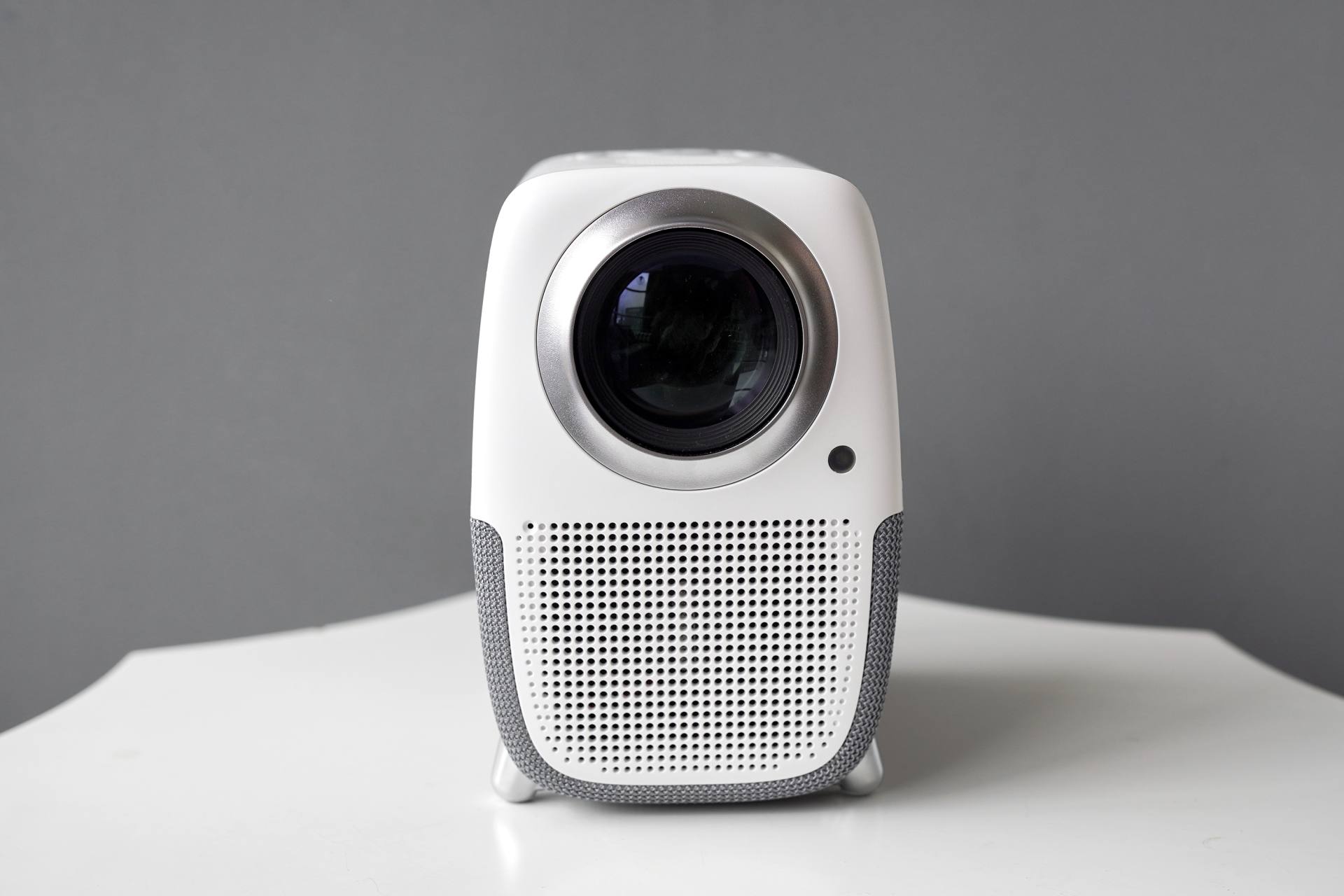 2023性价比最高的投影仪,好用的性价比投影仪