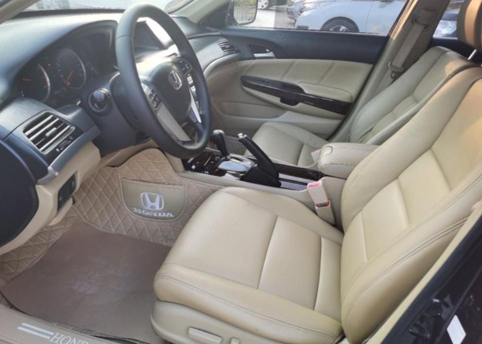 09年八代雅阁2.0值多少钱,八代雅阁6万值得入手吗