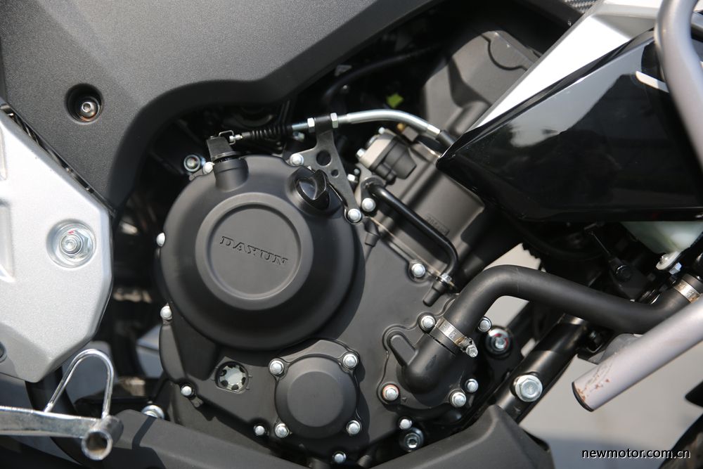 大运300拉力车发动机是不是本田的,大运300拉力车直播