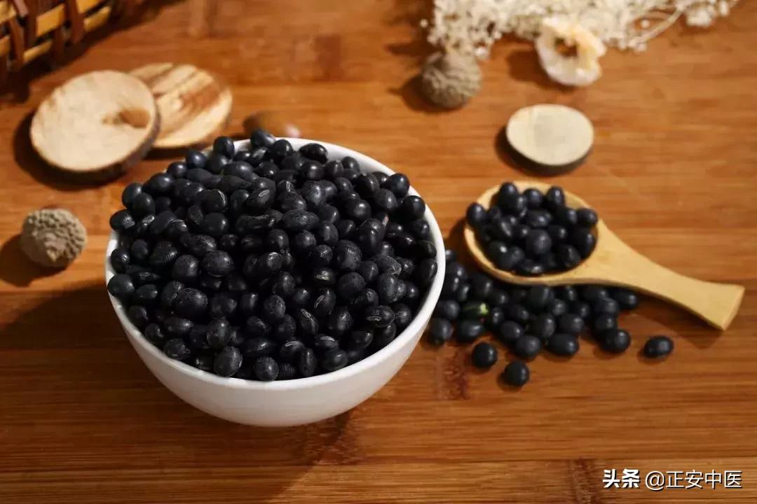 夏天睡眠质量差怎么解决,夏天有哪些食物可以助睡眠