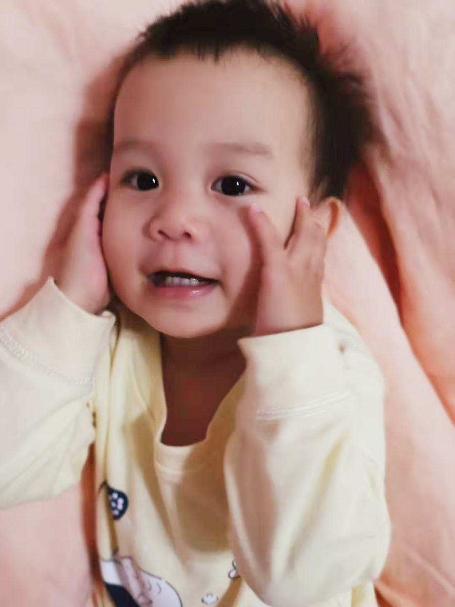 家有爱出汗的宝宝，造作双层纱织四件套透气+舒适，安睡整晚