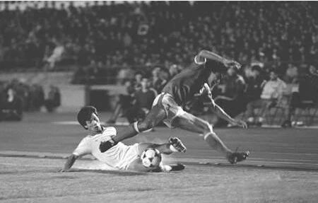 从稚气未脱到现在的满脸沧桑,从顽皮小子到大国领袖