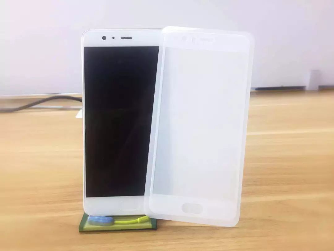 雷军建议手机不贴膜视频,雷军表示不要给手机贴膜