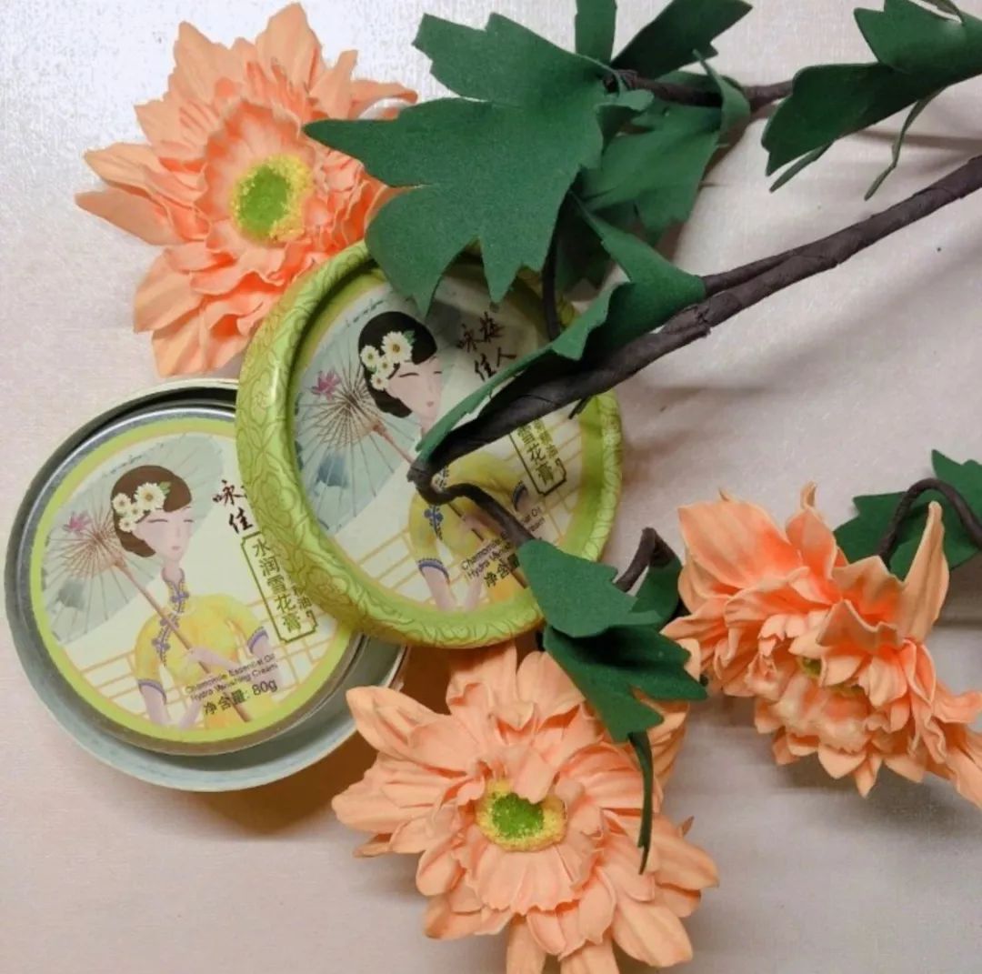 化妆品送的小样和正装有区别吗,化妆品是小样好还是正装的好