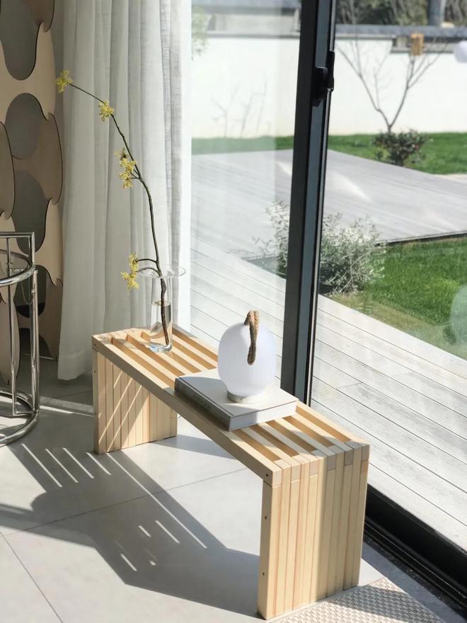 北京夫妻用200根木头造木屋过日子,北漂夫妻改造四合院