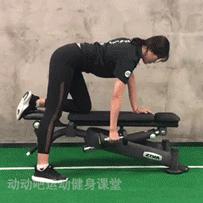 一副哑铃，让你在家也能刺激全身肌肉