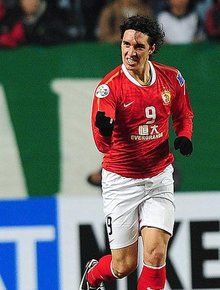 广州恒大历届外援名单最新,广州恒大十年外援红黑榜