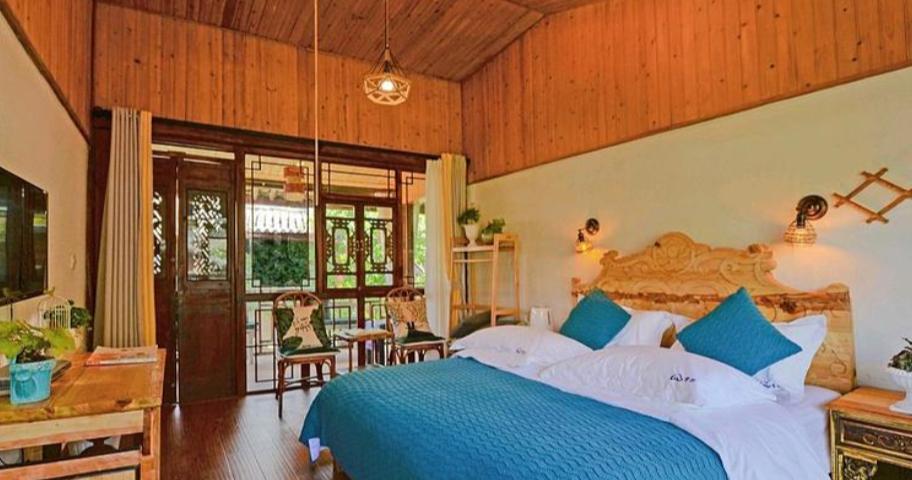 丽江白沙古镇住宿推荐,束河古镇三天两晚住宿团购