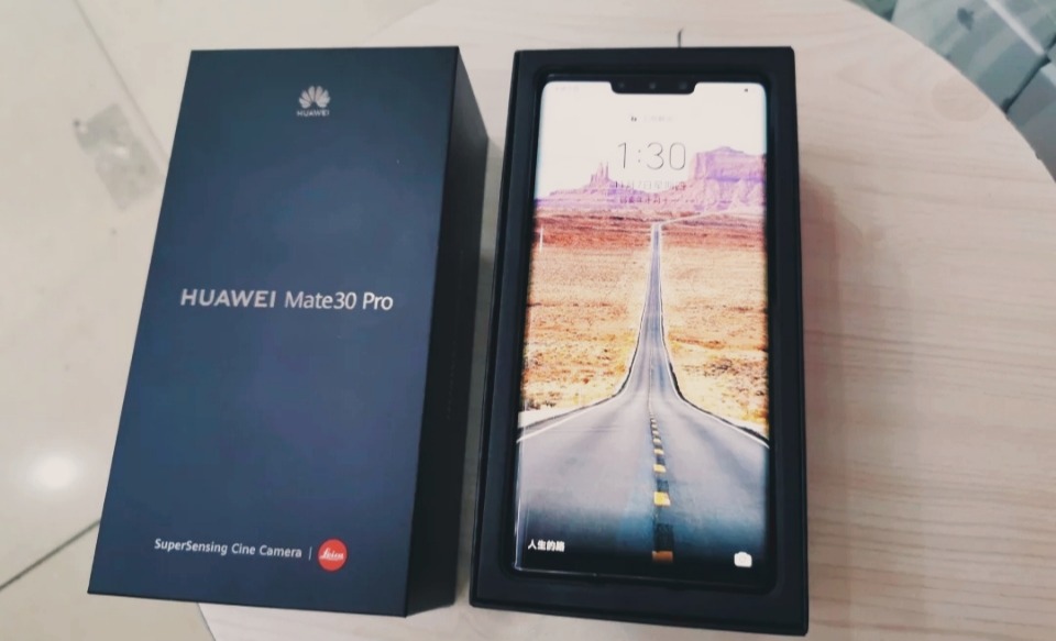 一般人的手机使用多久一换最合适？老师傅的建议很实在，说心坎了