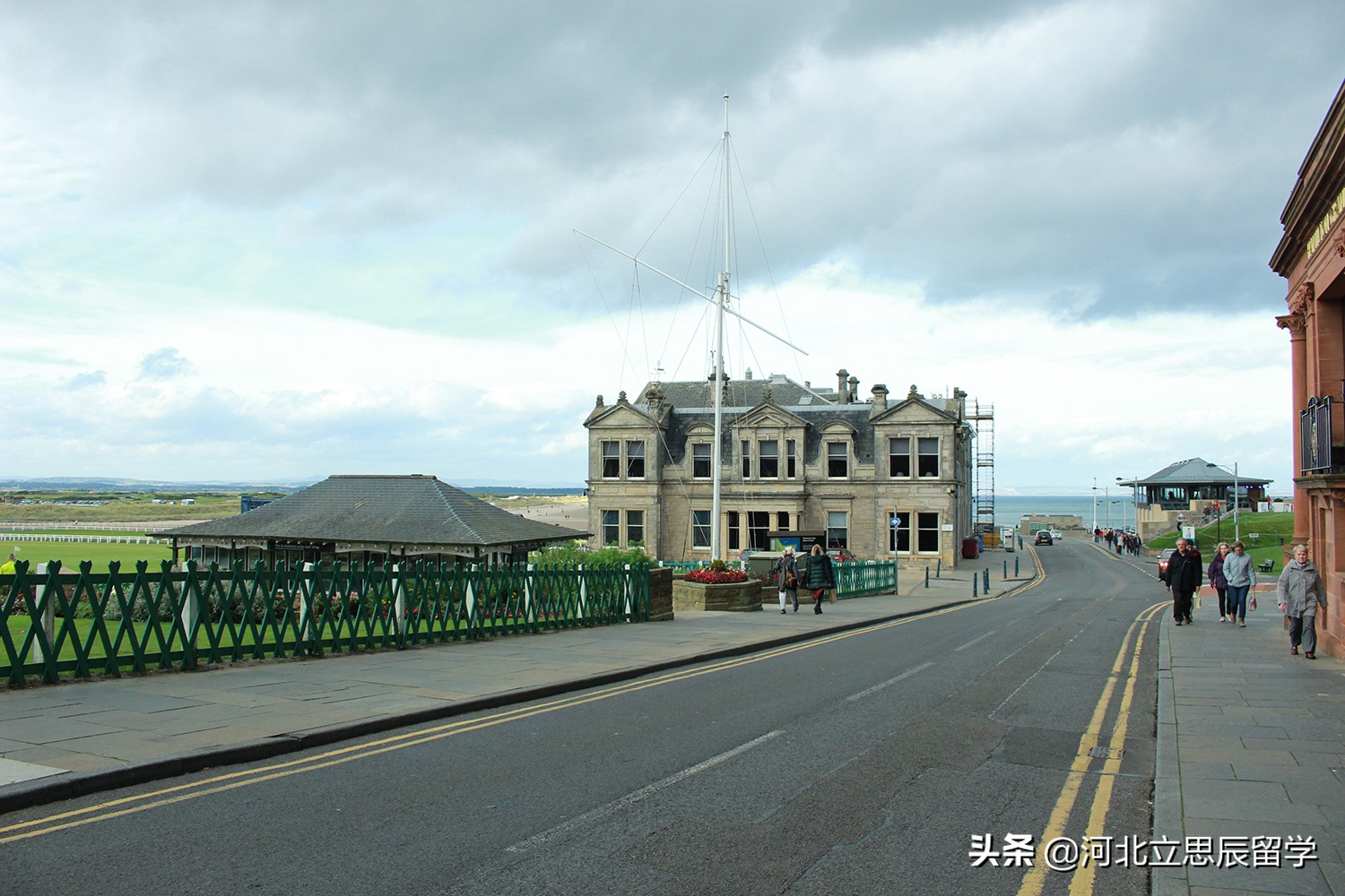 英国留学挂科几门会被劝退,申请英国留学时成绩不够如何补救