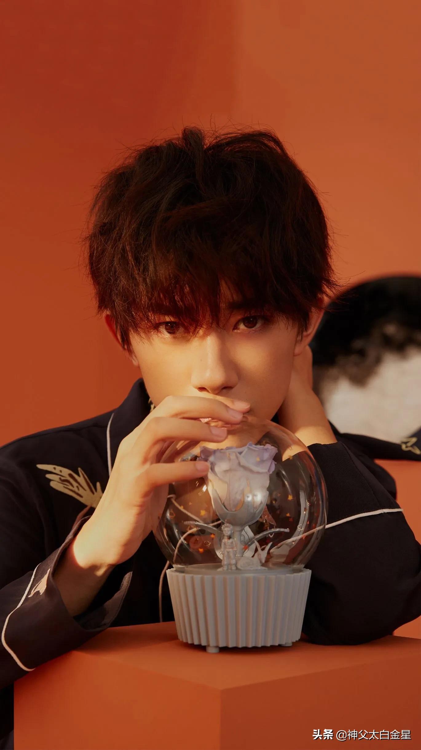 易烊千玺超帅抖音,帅气无比的易烊千玺