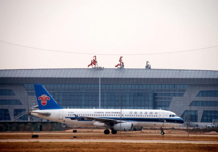 朝鲜和你想的不一样，耐克、阿迪，迪奥已经走进了朝鲜百姓生活中