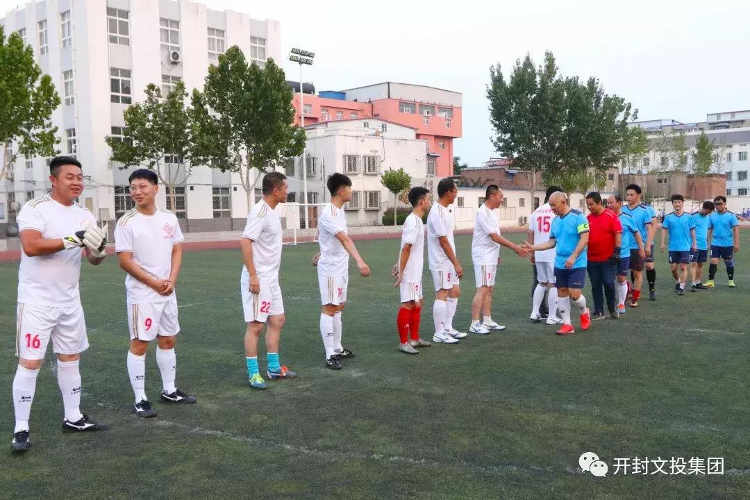 缁胯尩璧涘満瓒崇悆姣旇禌,缁胯尩鐞冨満姣旇禌