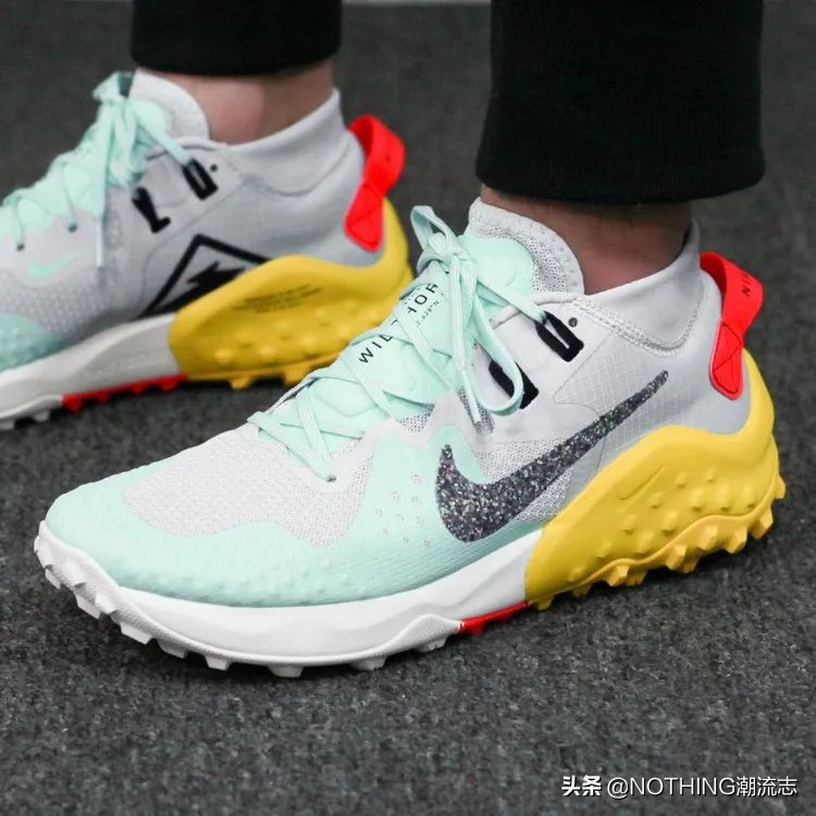 nike跑鞋耐克2019最火的鞋子,nike运动鞋哪一款最好