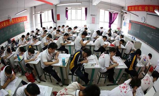 怎样缓解高考孩子的焦虑情绪,高考临近考试焦虑如何缓解