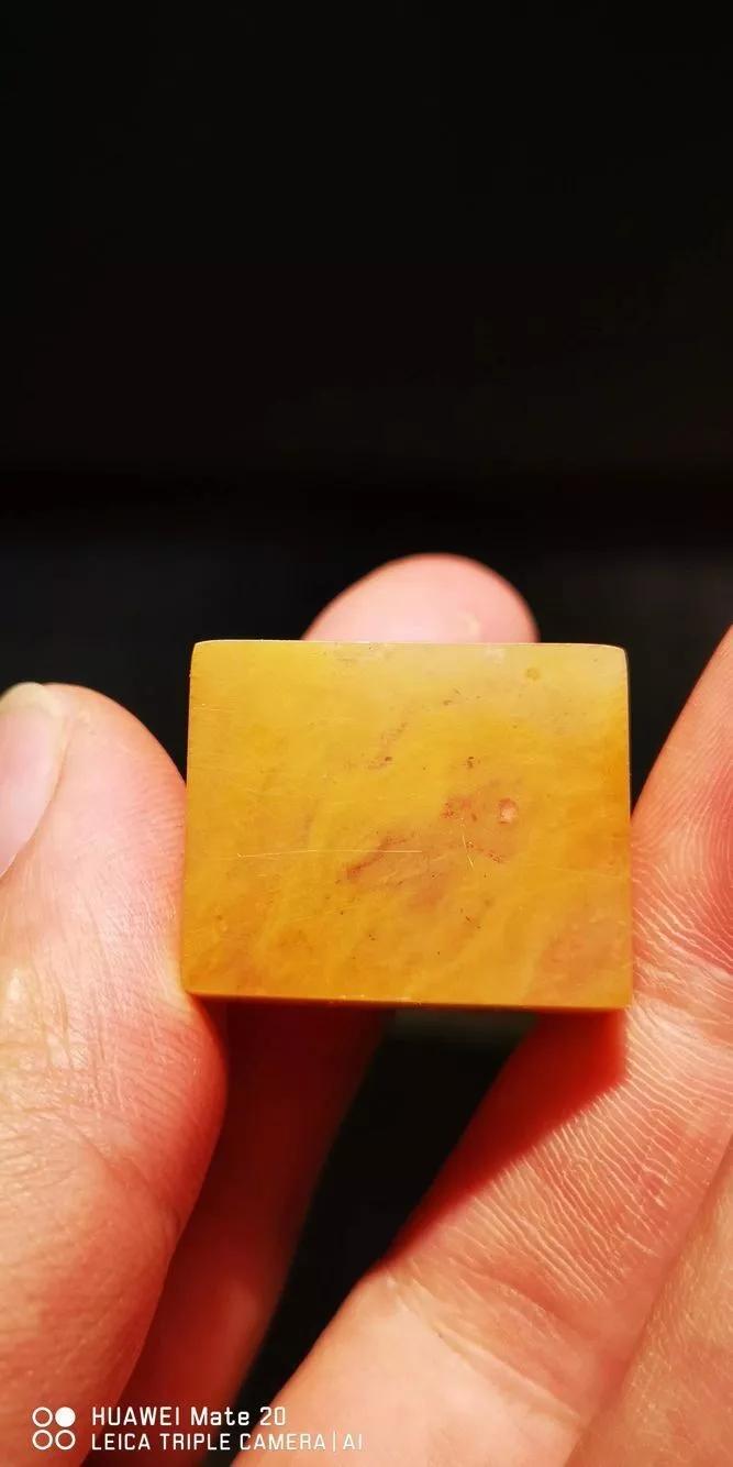 怎么鉴别寿山田黄的品质,寿山田黄价格在线鉴定