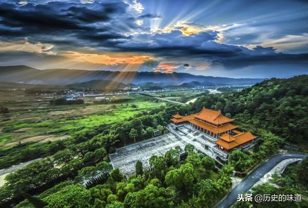 炎帝除了尝百草还干过什么事情,炎帝黄帝打仗不玩命