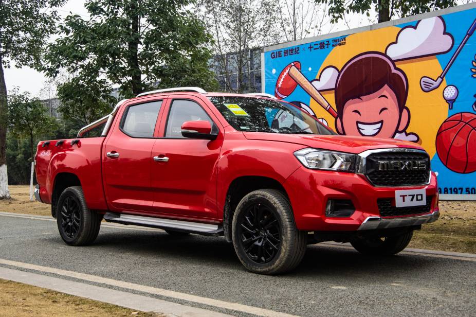 上汽大通t70四驱越野测试,试驾上汽大通g50舒适性