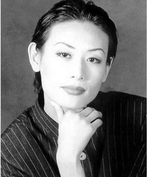 10位高龄男星为何至今未婚,至今未婚的十位大龄男星