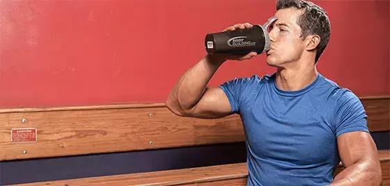 吃增肌粉有什么作用,吃增肌粉有什么好处和坏处呢