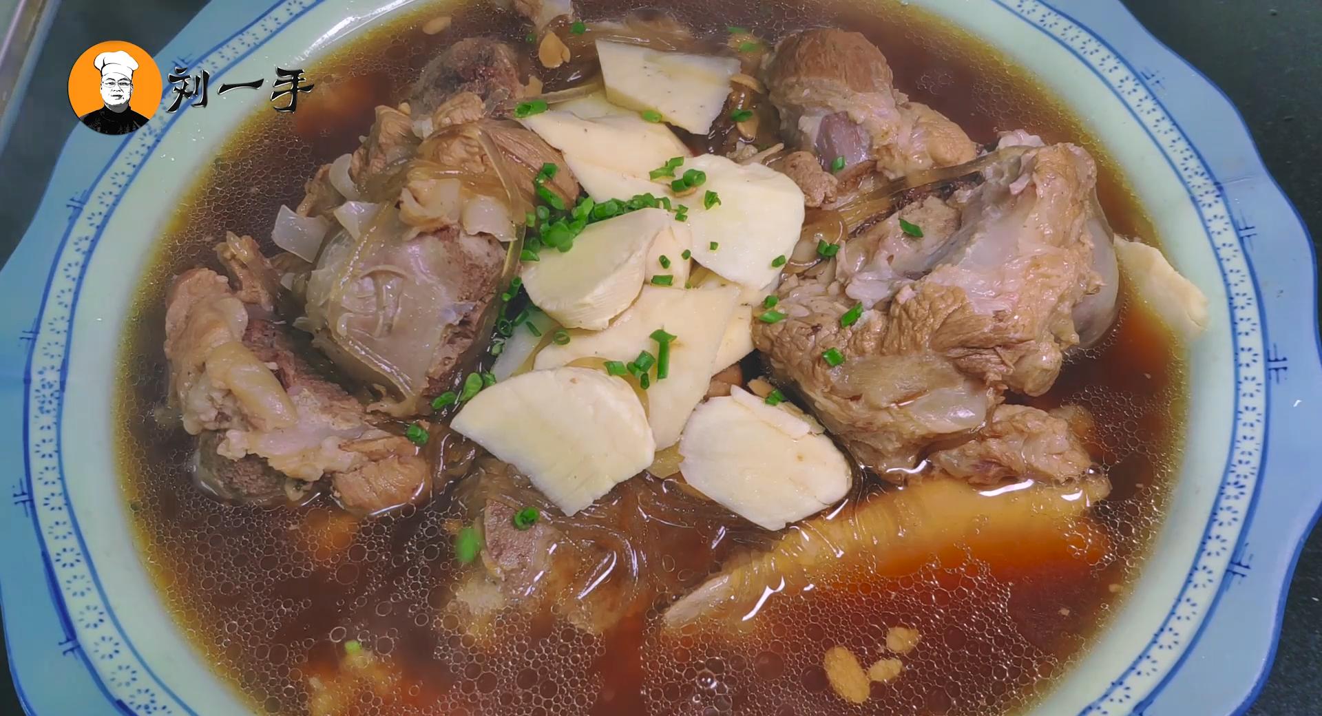 如何熬出好喝的筒子骨汤,筒骨汤怎么熬出来味道更鲜美