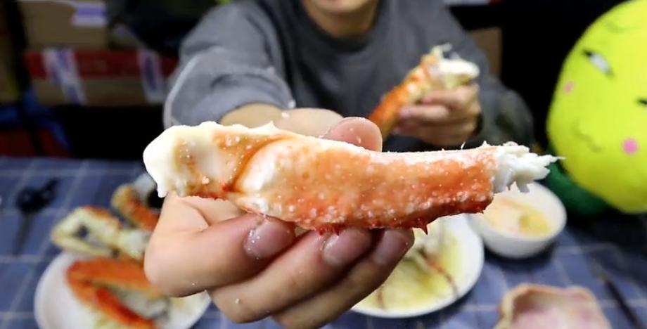 直播卖帝王蟹,山东直播买帝王蟹