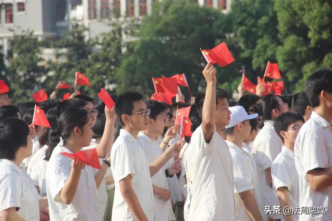 2002年常德市一中事件,常德新闻热点大事件